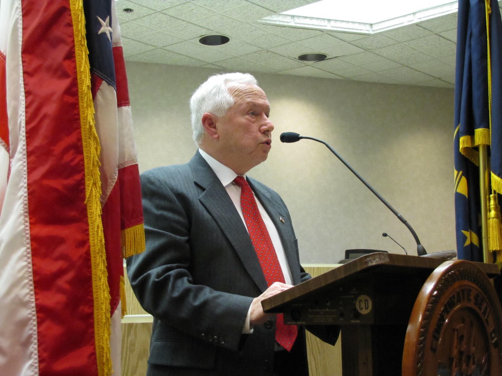 Duane Parry sworn in as Michigan City mayor
